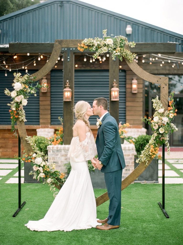 Citrus Styled Shoot Austin Wedding Planner Sparkle and Shine Events Austin Wedding Photographer Josh and Dana Fernandez