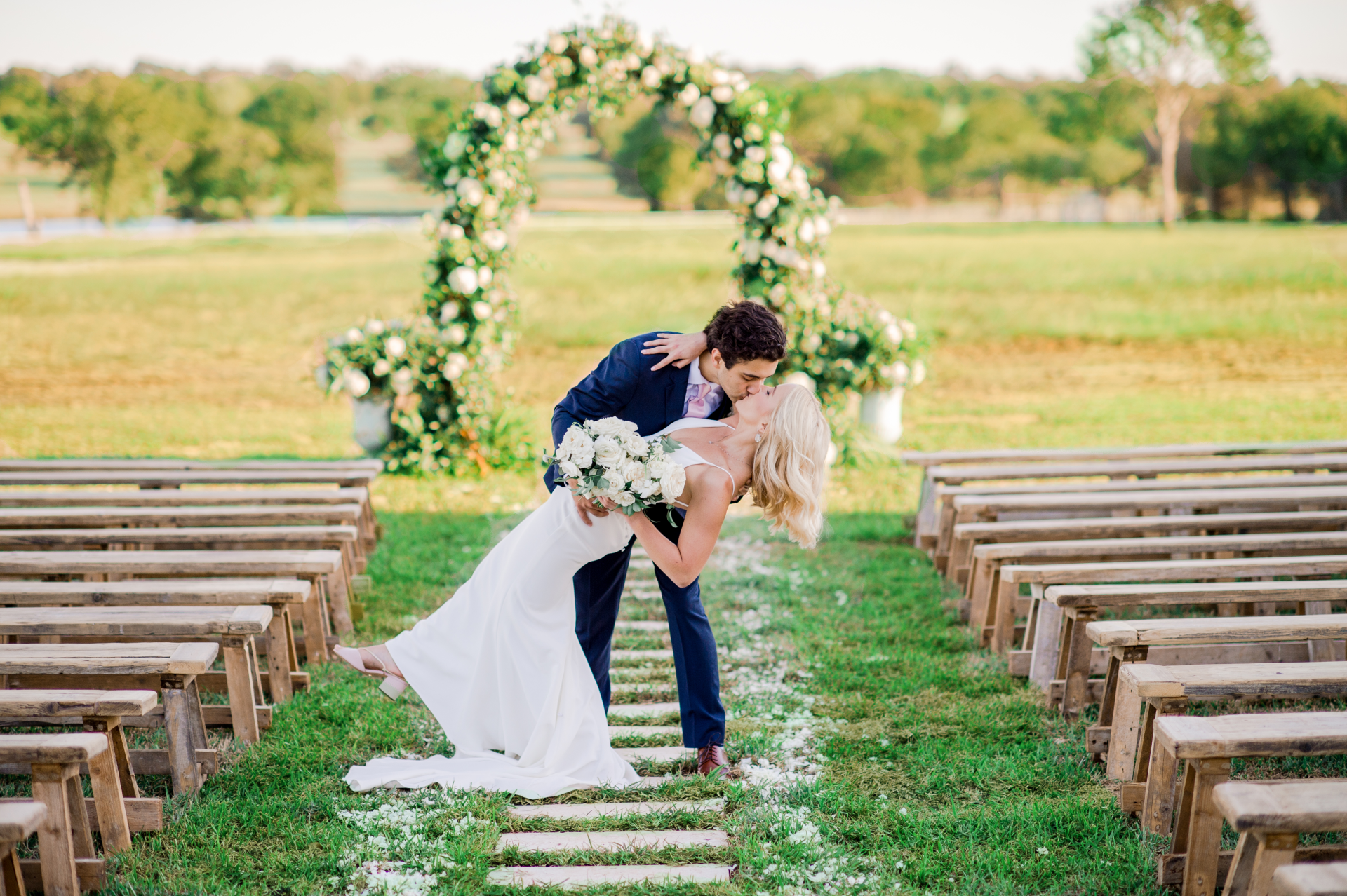 Liesel Farm outdoor ceremony