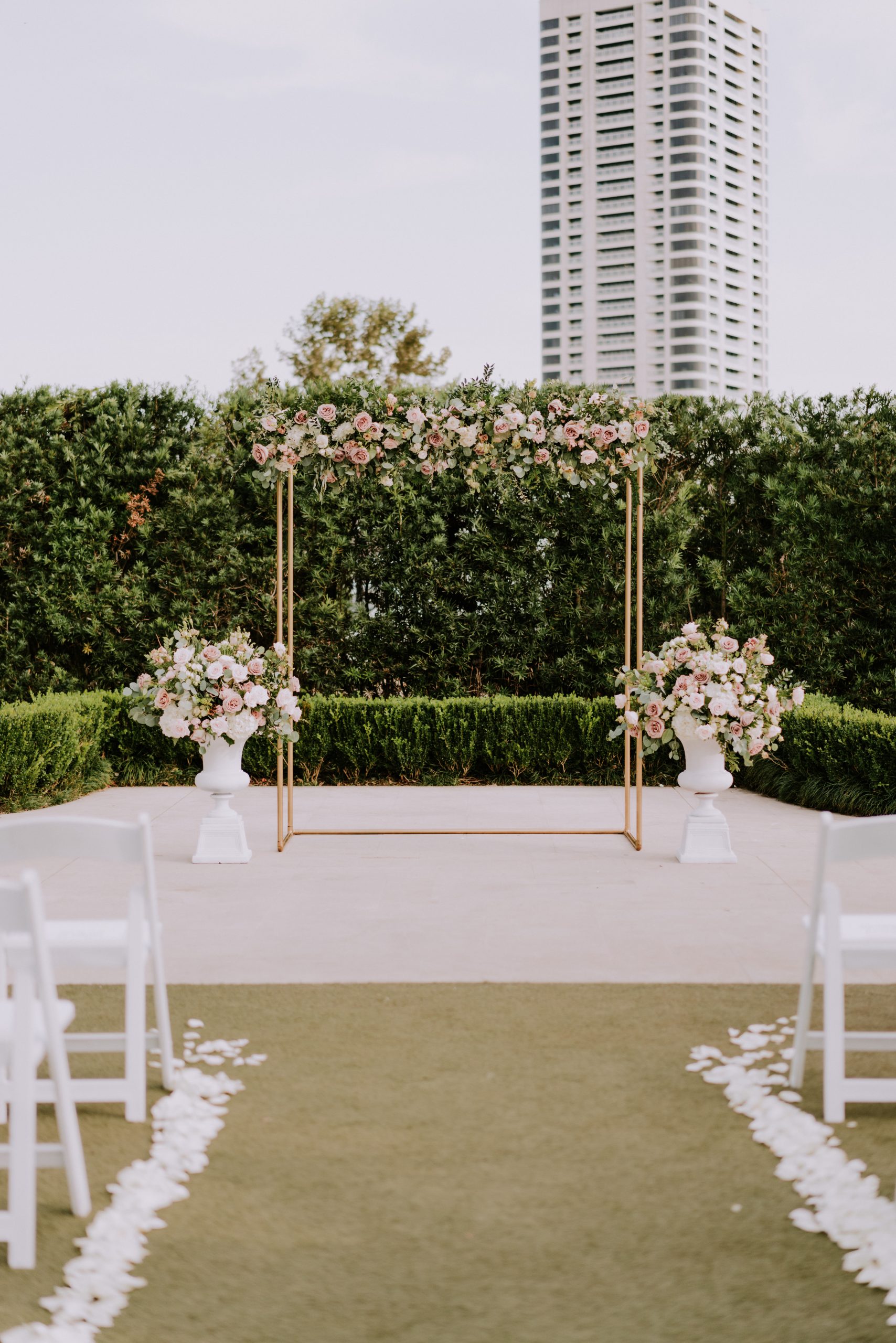 outdoor wedding altar