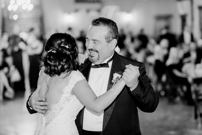 Ask the Expert – Q&A with Houston Wedding Photographer Kati Hewitt Photography