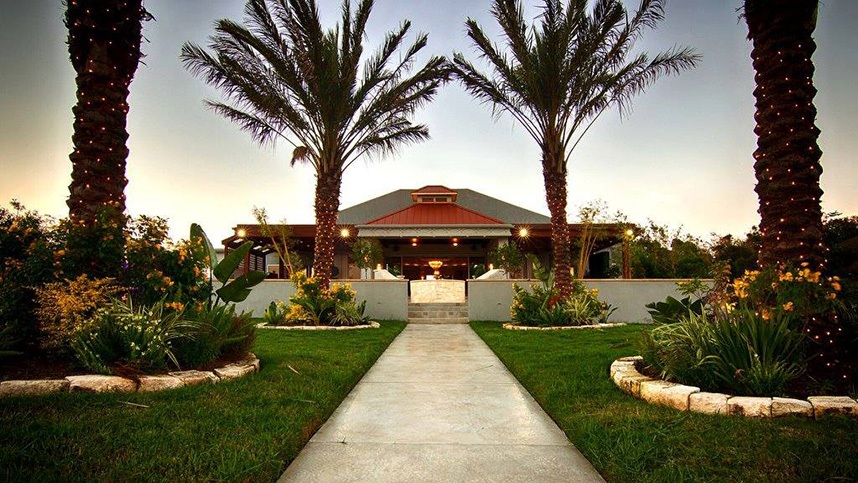 houston wedding venue waters edge in el lago texas