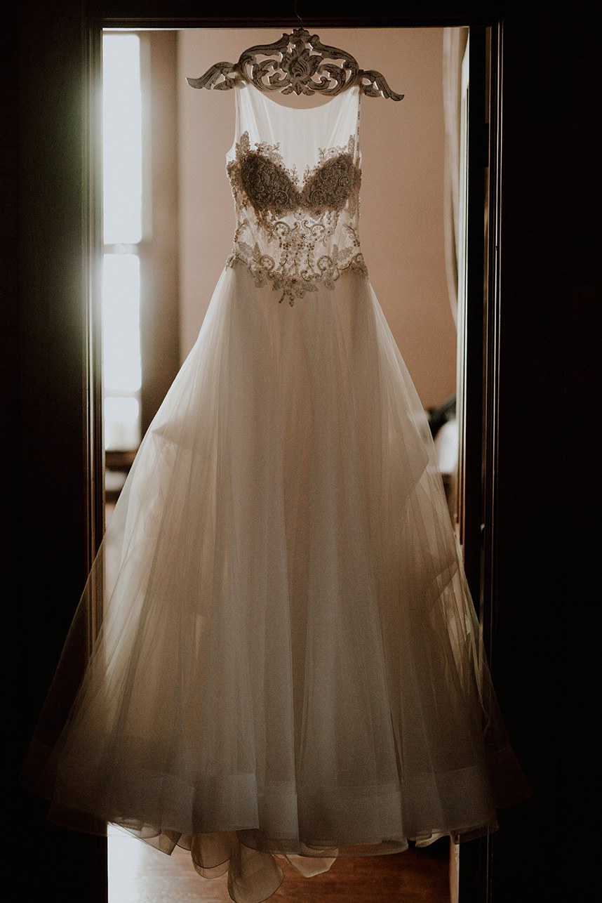 halloween hues fall wedding inspiration