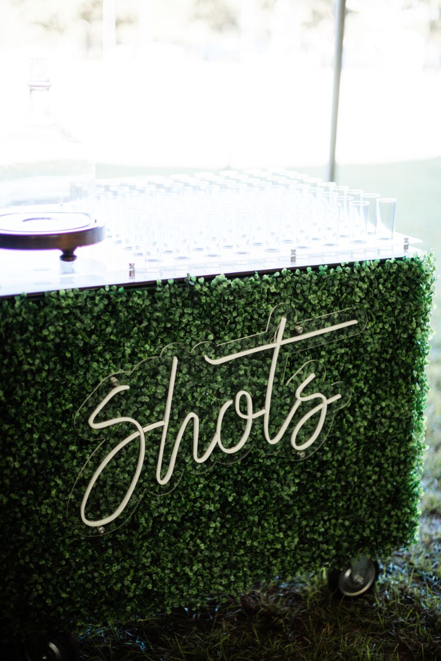 Shots neon sign