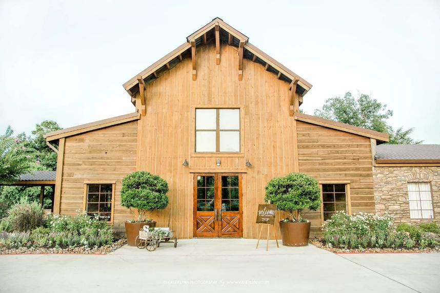 Big Sky Barn | wedding venues in Conroe, TX