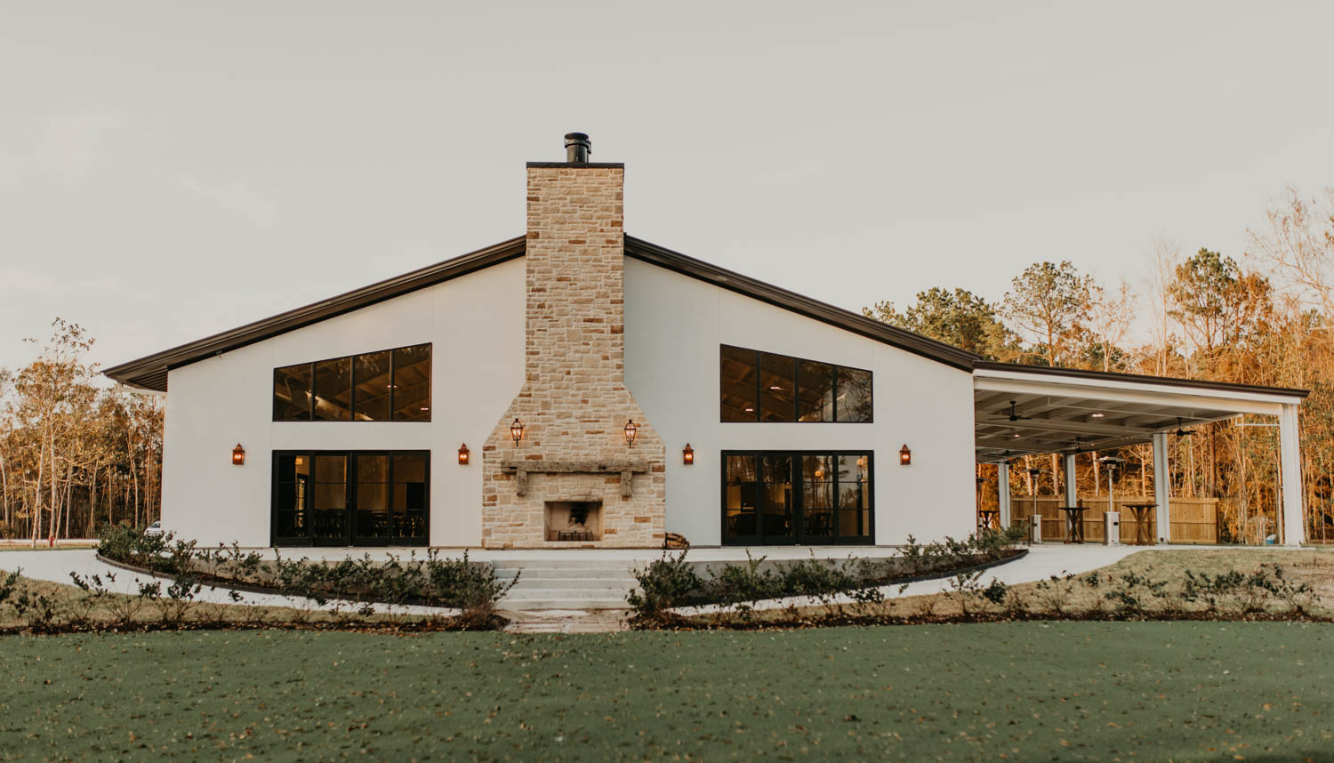 magnolia grove outdoor ceremony space