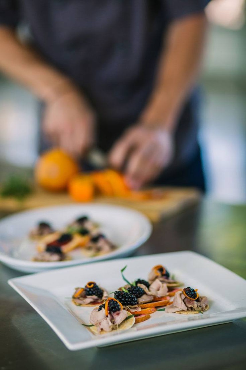 austin wedding cakes and catering trends of 2018