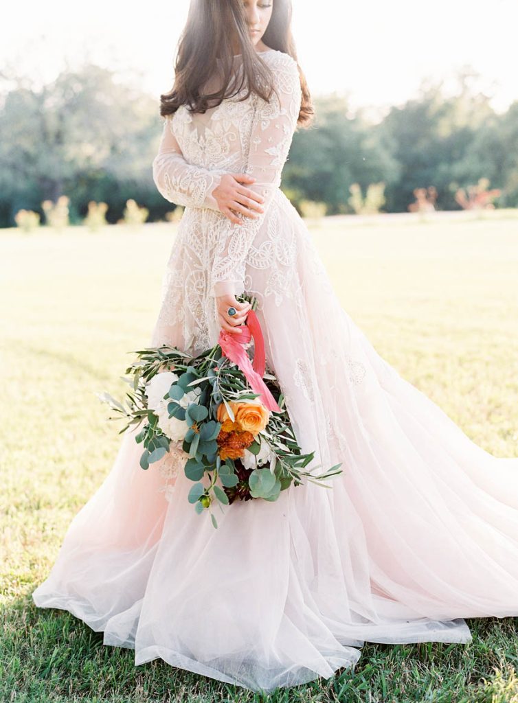 vividevents_blushbridal_lovelyleaves_mintphotography_04