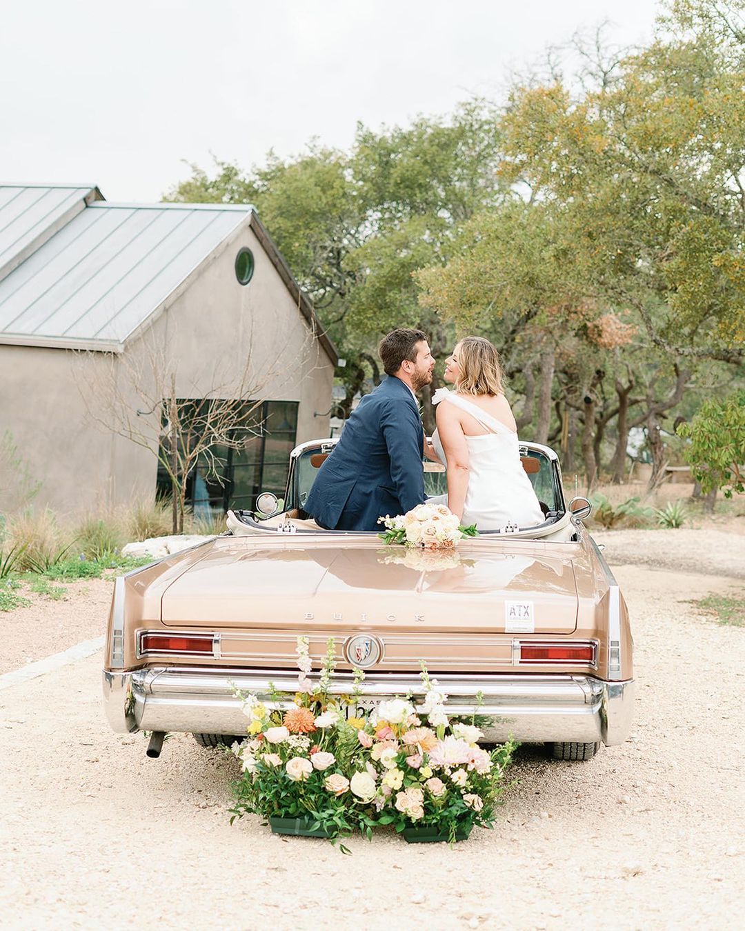 All-Inclusive Wedding Venues in the Hill Country | Cactus Moon Lodge