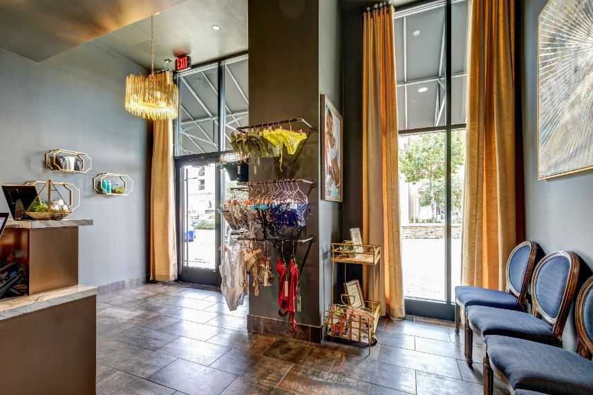 bridal buzz rave for local atx vendors