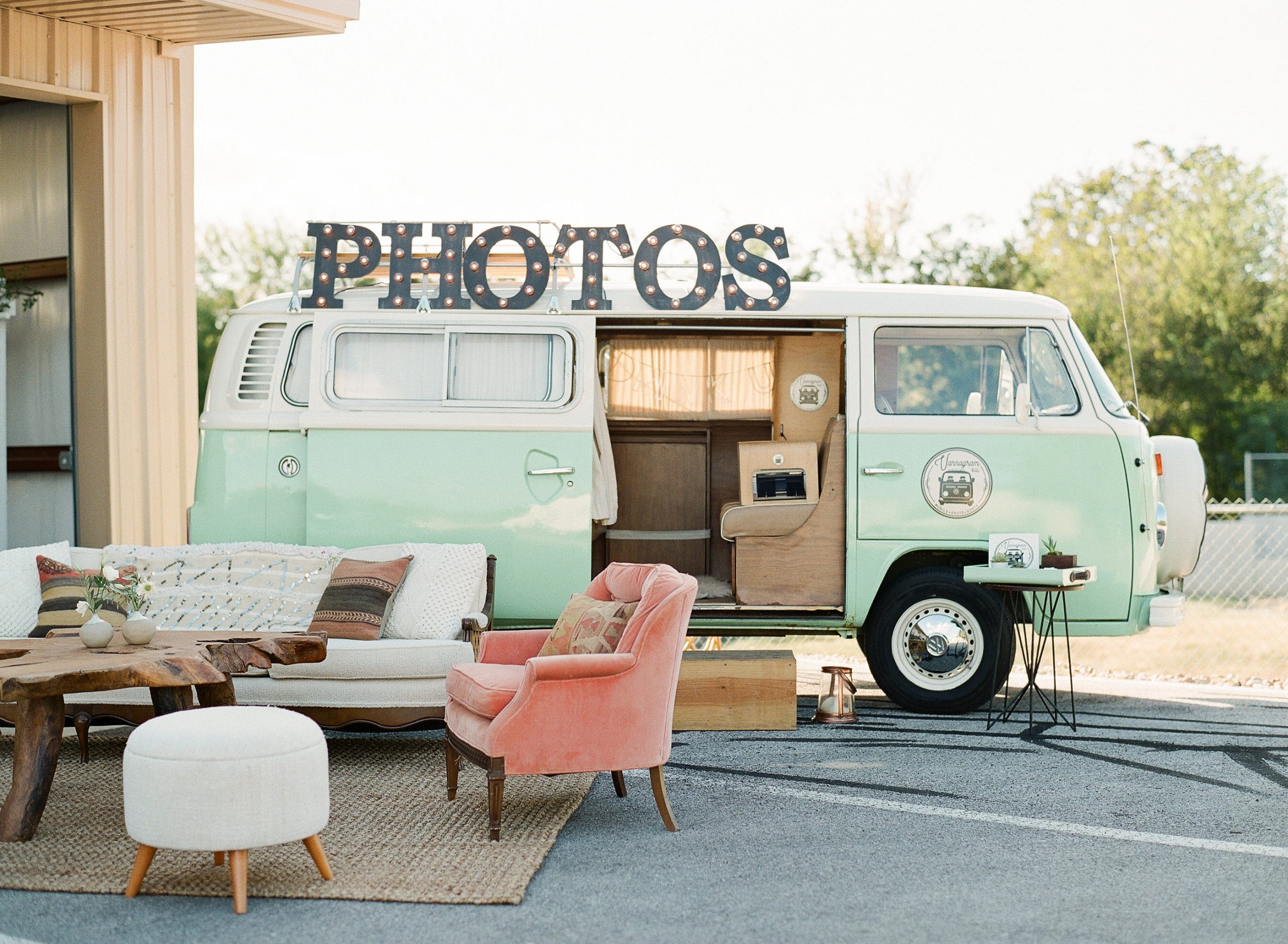 Vannagram photo booth austin