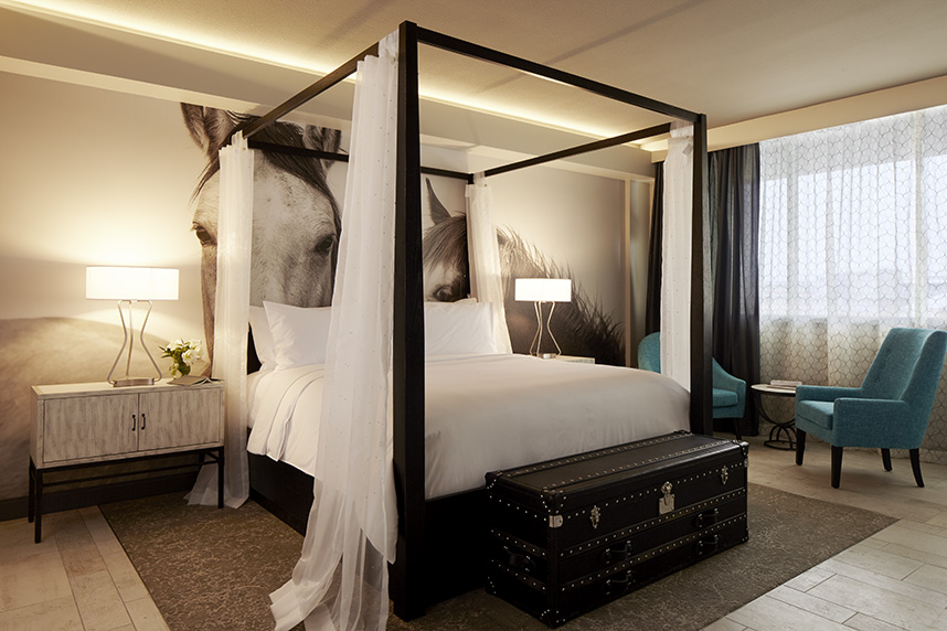 Archer Austin_Archer's King Suite_Bedroom 2