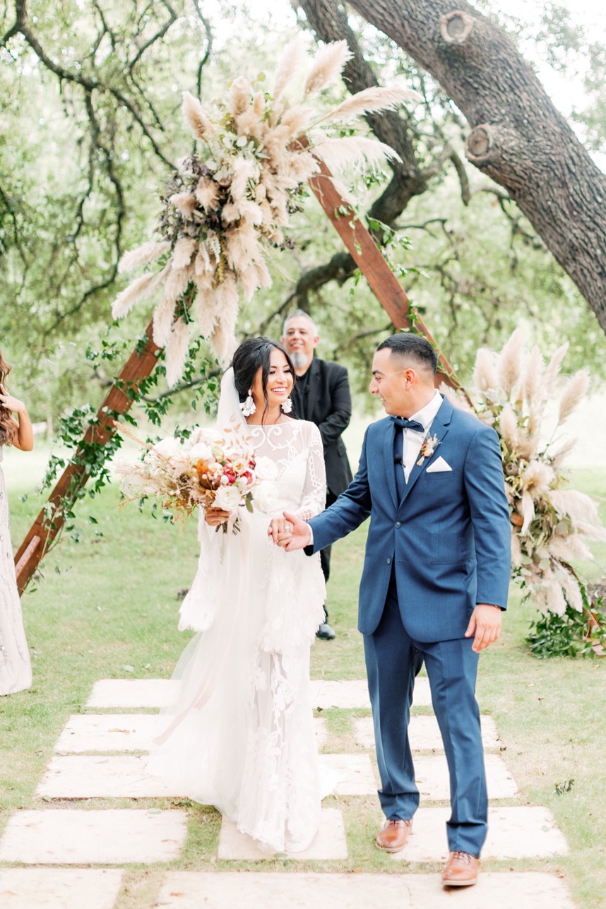 tipping your wedding vendors