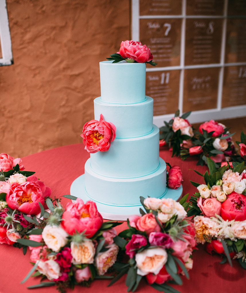 Whitt_WendeeSawran_SimonLee_WildOnionRanch_Marquee_KatBevel