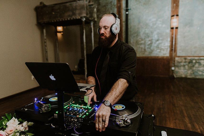 DFW Ceremony and Reception Entertainment services