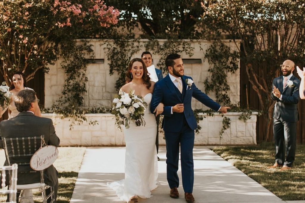 Hidden Pines | Hurst - Botanical Inspired DFW Wedding Venues