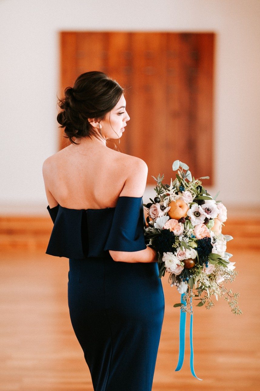 wedding details with fall tone
