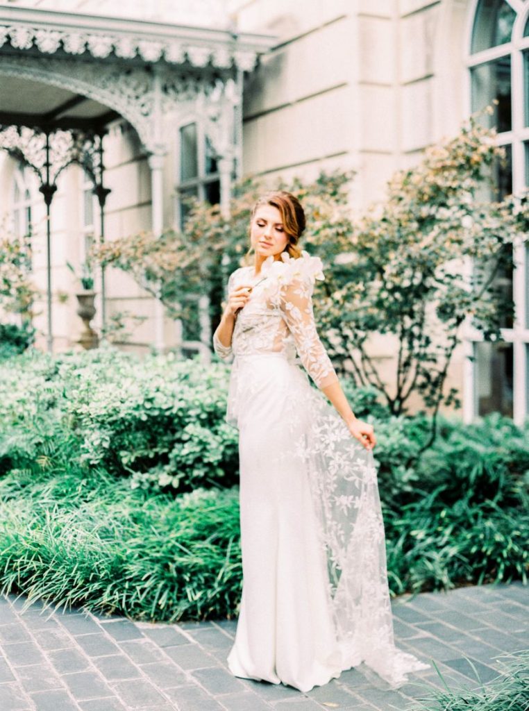 micro wedding at hotel crescent court