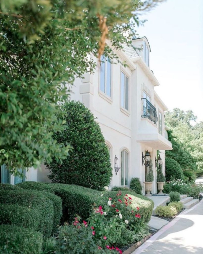 European-inspired North Texas wedding venues