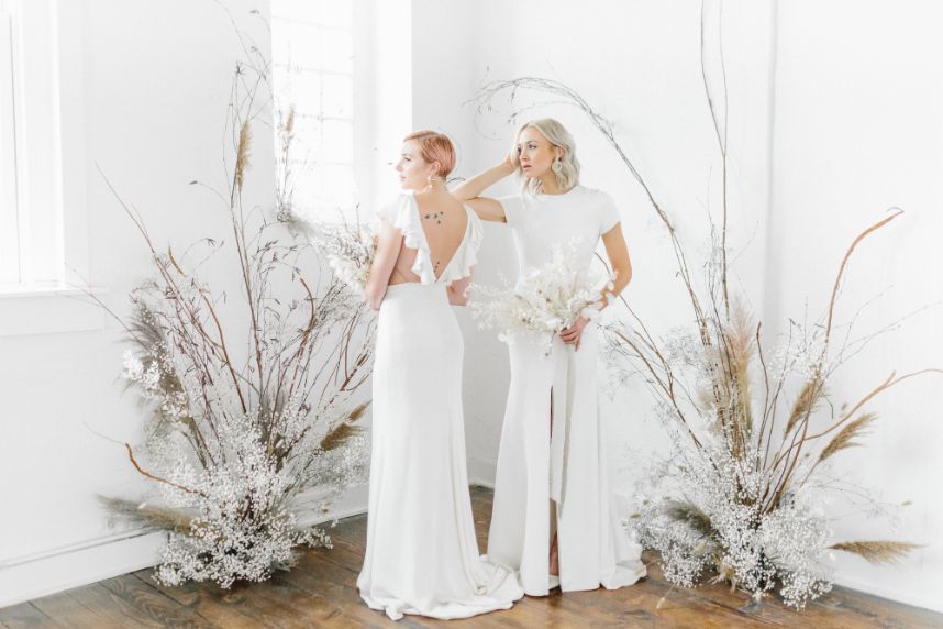 dried floral 2021 wedding trends