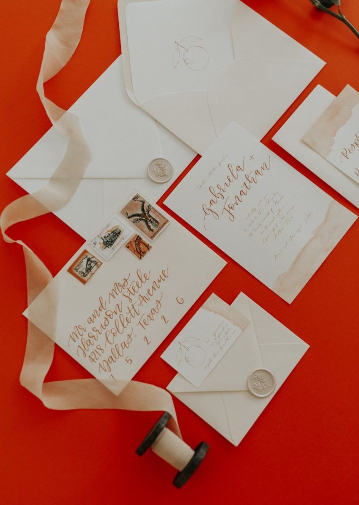 wedding details with fall tone