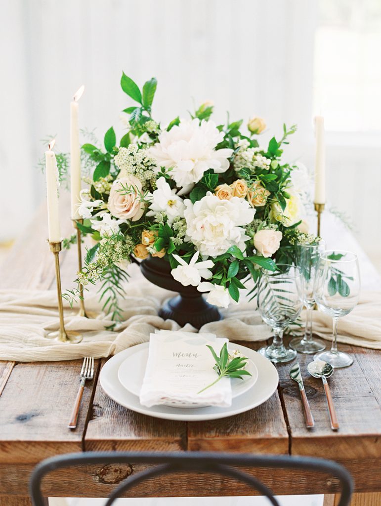 gritgold_poshfloral_goldie_olivebench_stephaniebrazzle