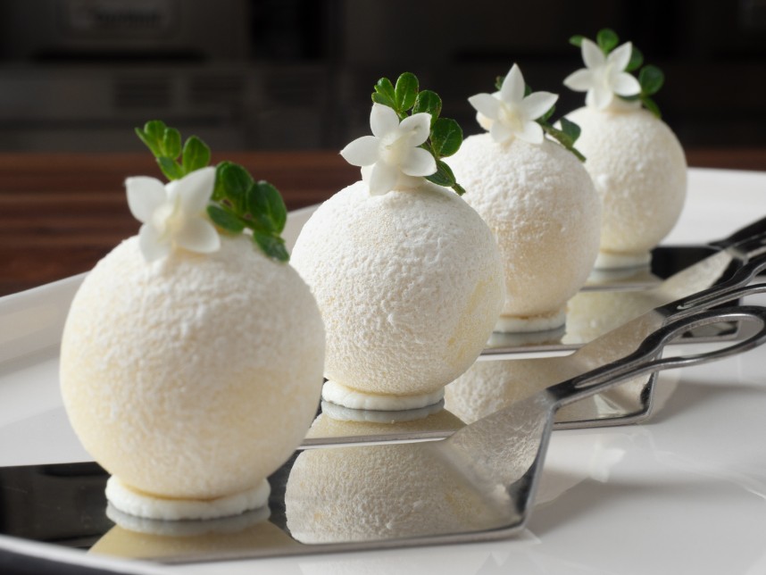 wolfgang puck catering