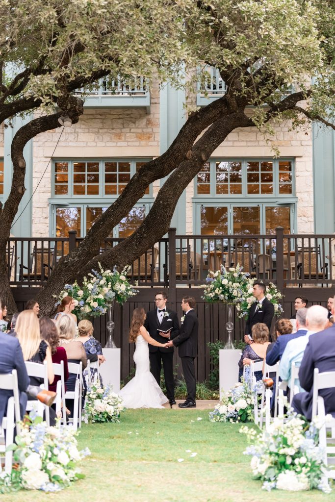 OurWeddingPhotos-HannahCharisPhotography-840-scaled.jpg