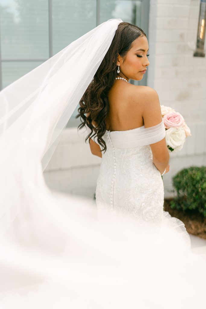 Malia-and-Josh-Ritz-Charles-Wedding-Alison-Mae-PhotographyAMP07569_websize.jpg