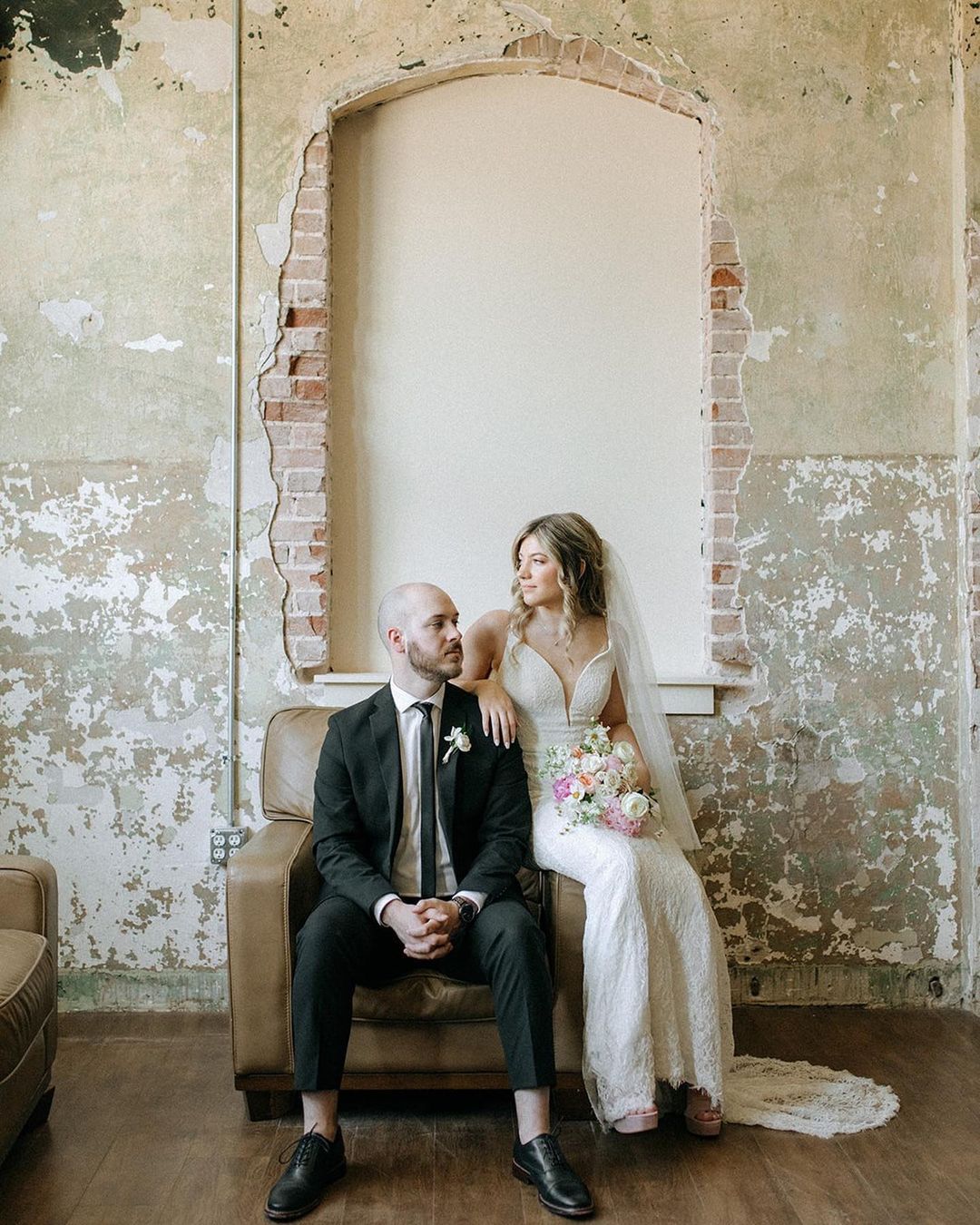 Industrial Chic Oklahoma Wedding Venues | Skyline on Bricktown Canal