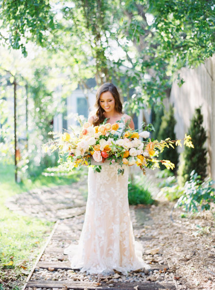 wedding head table + creating your guest list tips