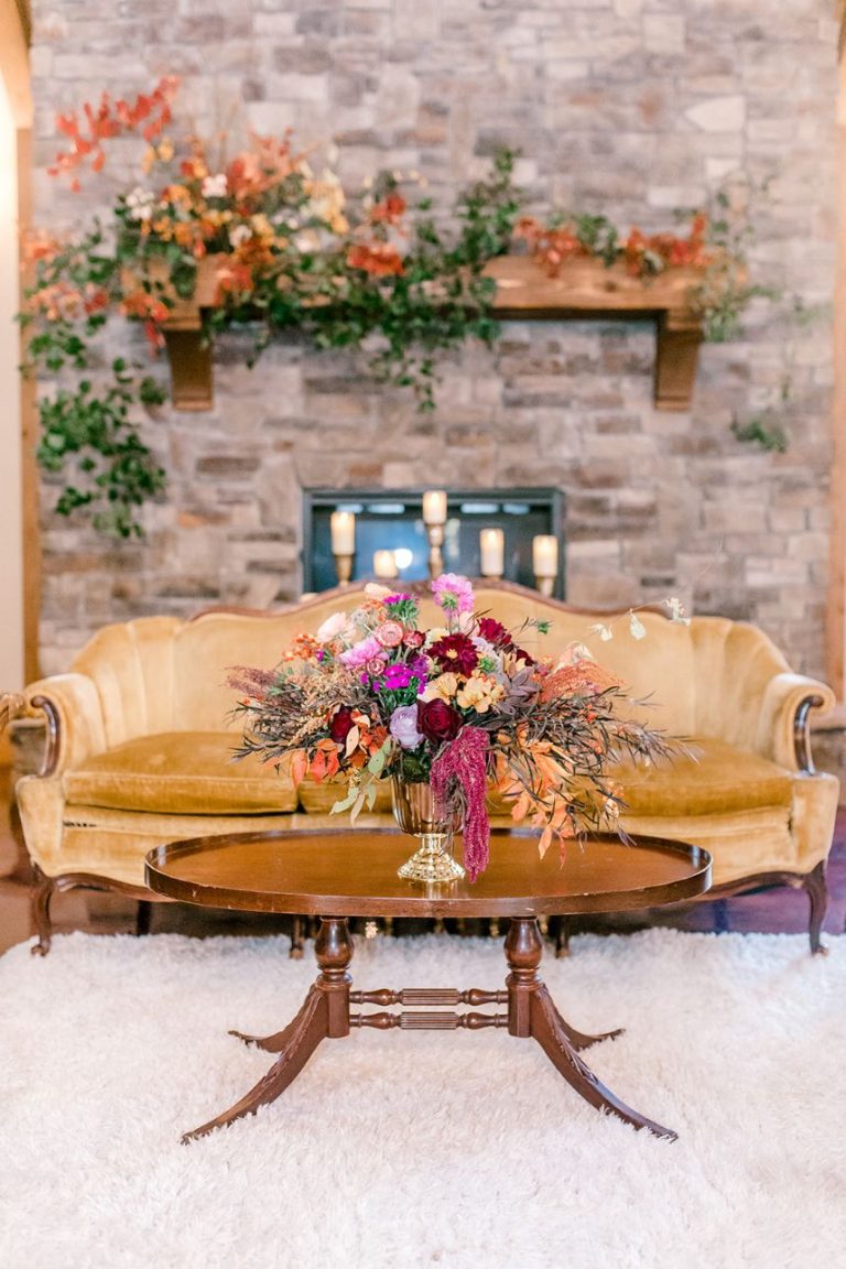 Find Wild Elegance Galore in this Wedding Inspo at Eleven Oaks Ranch