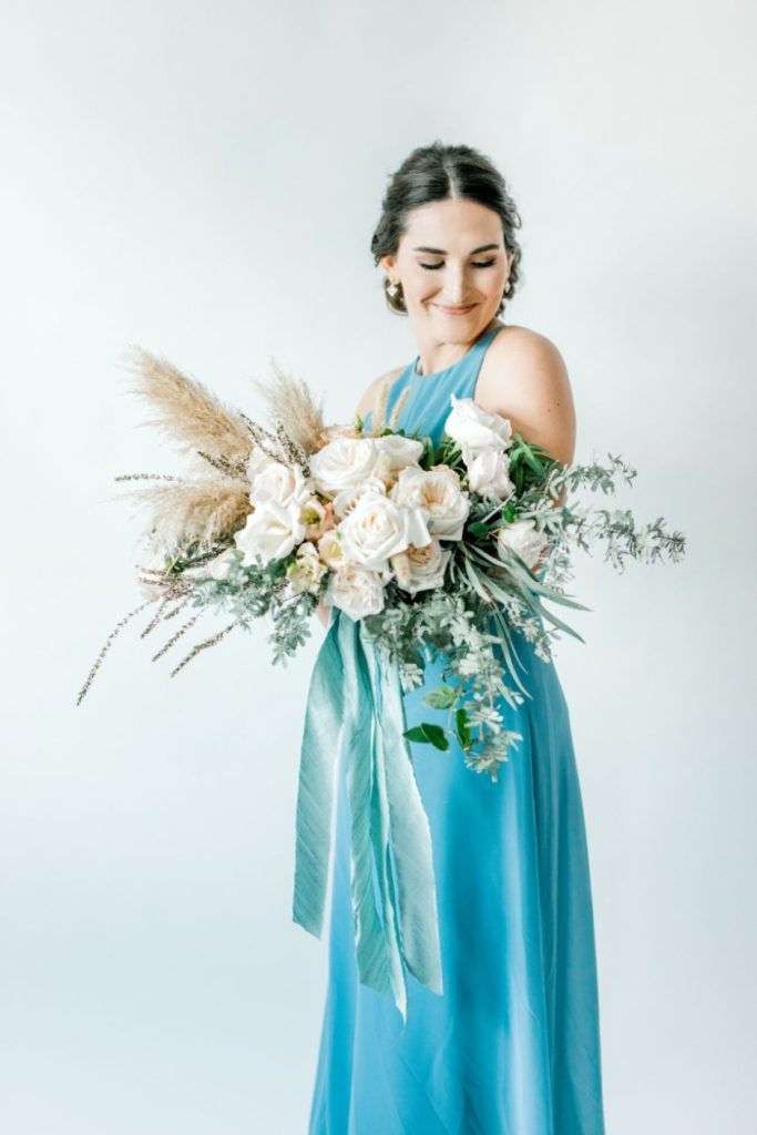 These 5 Fresh Floral Arrangements from the New Issue are To-Die-For!