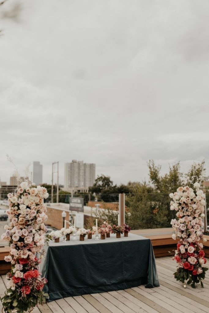 These 5 Fresh Floral Arrangements from the New Issue are To-Die-For!