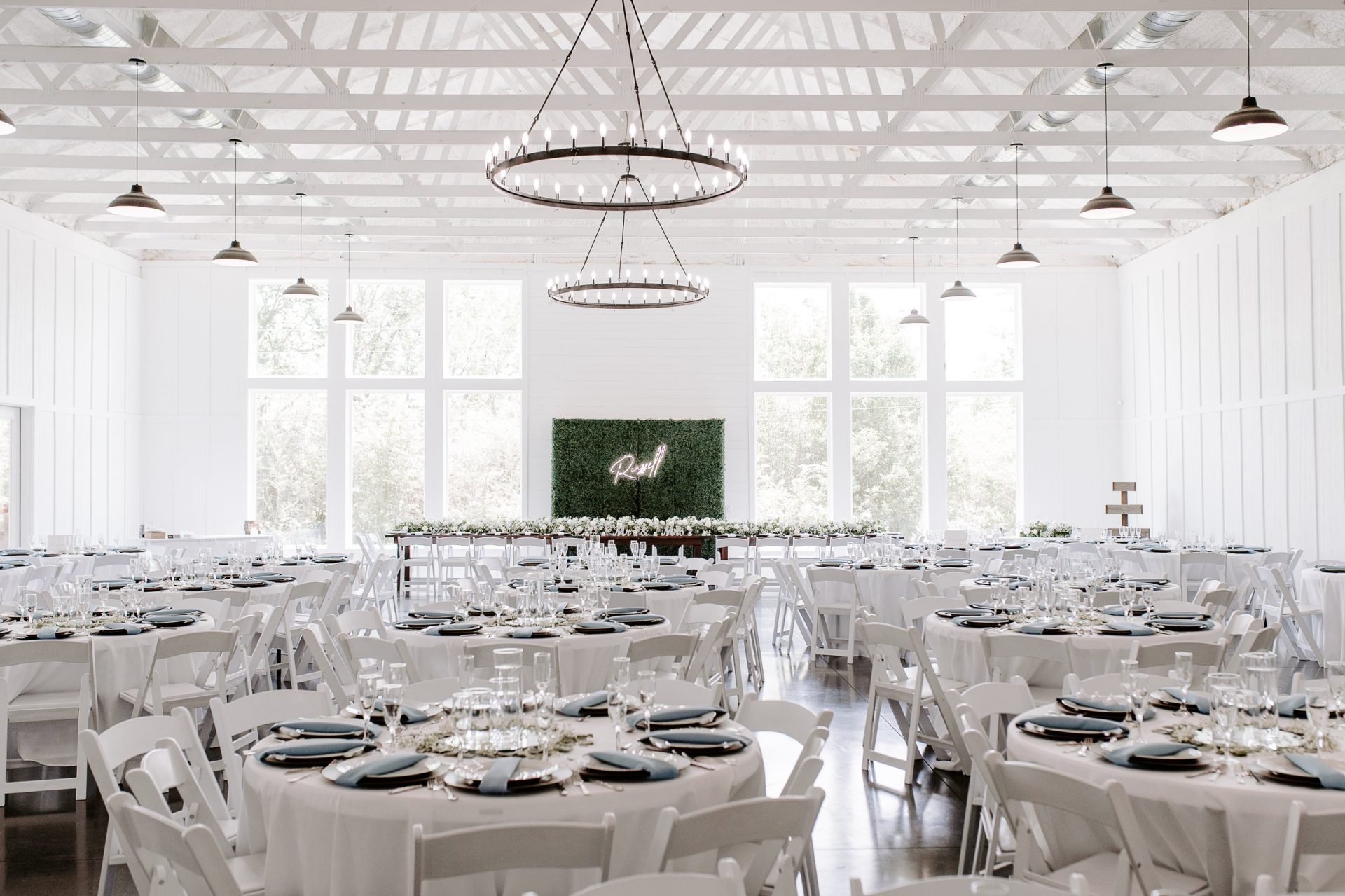 Eight Ten Ranch & Cattle Co. | indoor reception + ceremony space