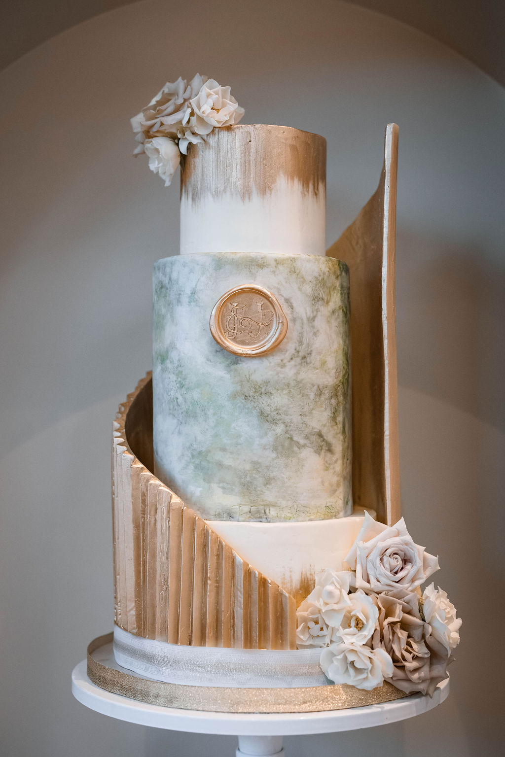 ウエディングケーキ　welcome board wedding cake ウエディングケーキwelcome board wedding cake