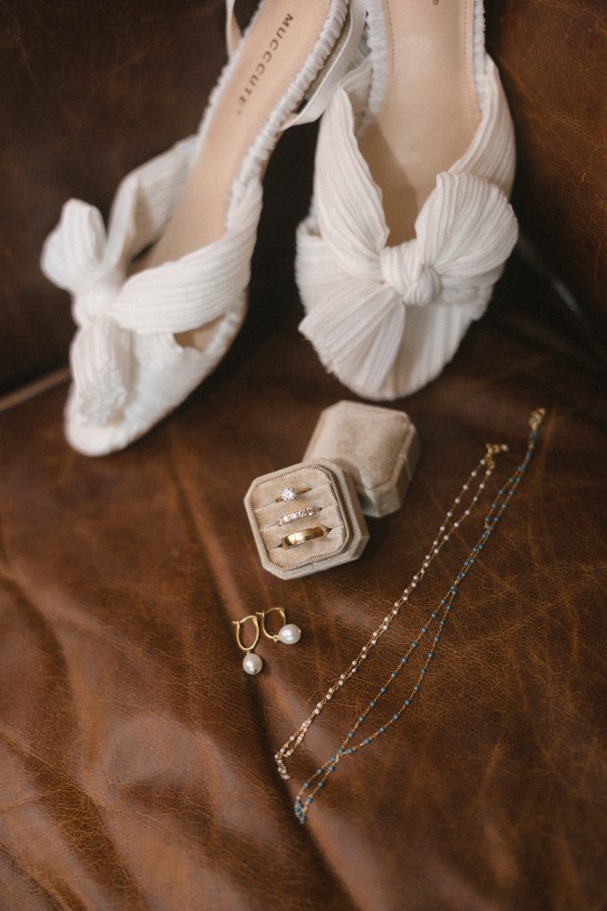 Maddie-Mark-Wedding-Claire-Hunt-Photography-10_websize.jpg