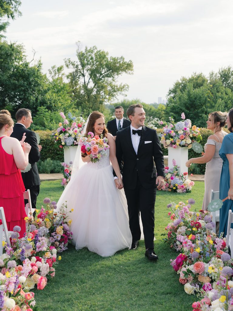 Nicole-Trevor_Dallas-Arboretum-Wedding_The-Lockharts-54_websize.jpg