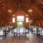 Upscale Wooden Barn wedding venue in leesburg virginia