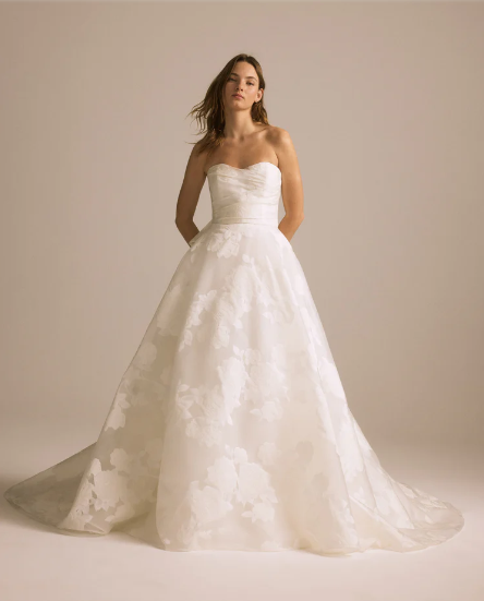 Amsake Nouvelle dress sample sale at upscale wedding dress boutique in northern virginia church falls