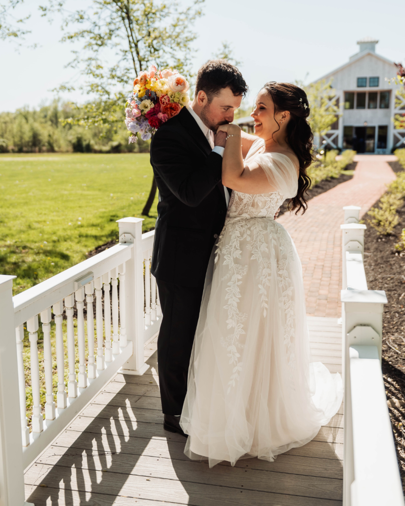 9152-Sarah-Matthew-VTW-IG-cover.png