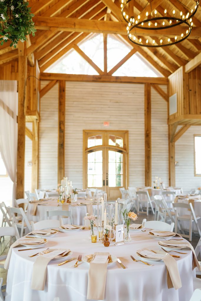 Reception details at the main venue at Knotting Hills Wedding Venue & Resort.