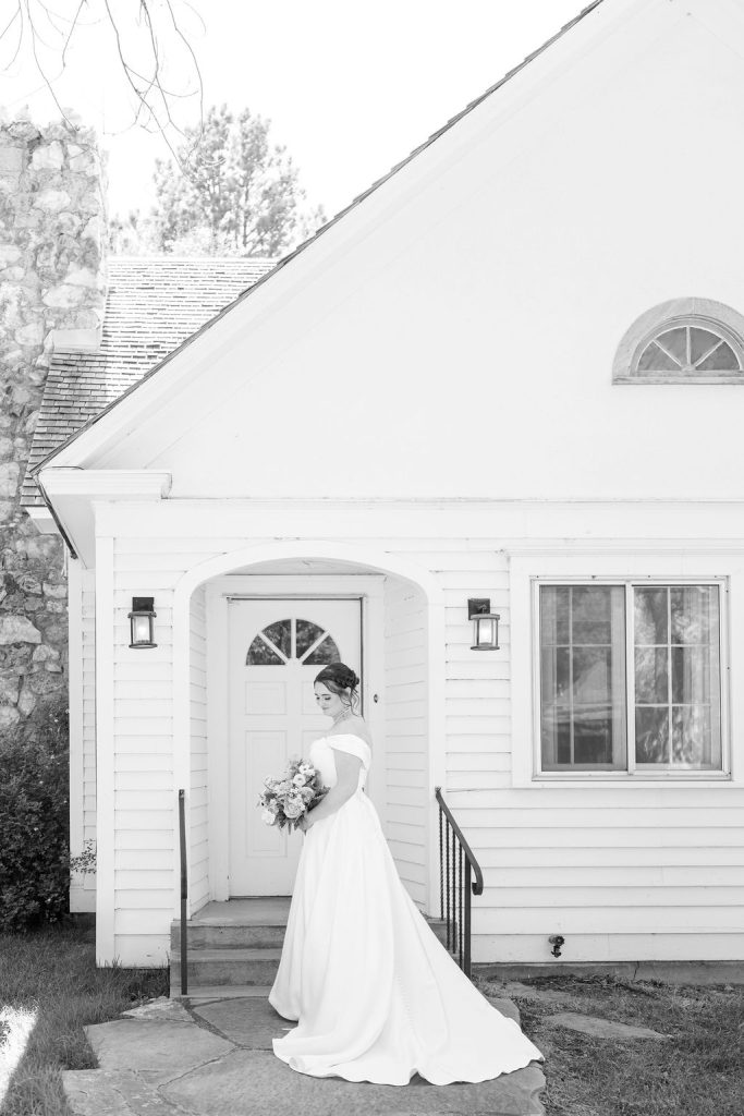 Timeless bridal portrait